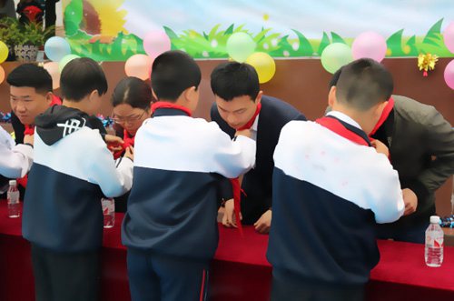 ƽ�΅^�؄e����У�@